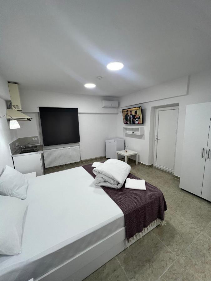 Hostel Casa Popa Nan Bucarest Esterno foto