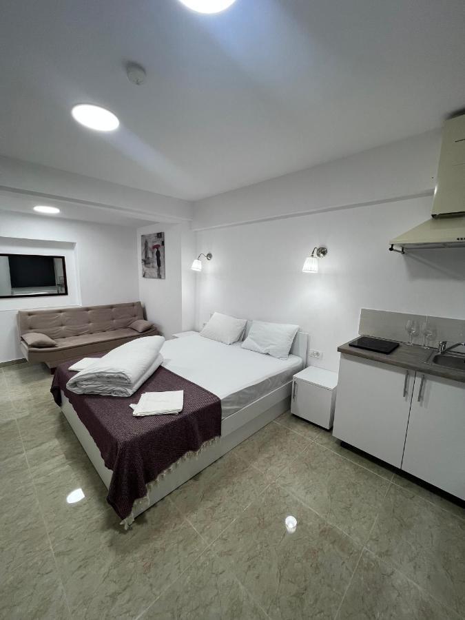 Hostel Casa Popa Nan Bucarest Esterno foto